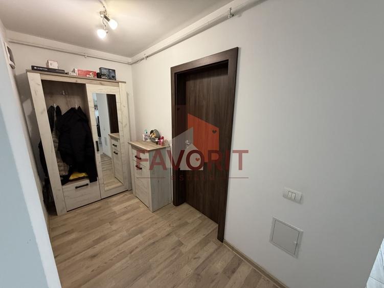 Spatios. Mobilat si utilat. Pozitie excelenta. - 15