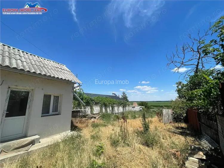 Teren cu casa de vanzare in zona Vararie Tulcea Teren cu casa de vanzare in zona Vararie Tulcea
