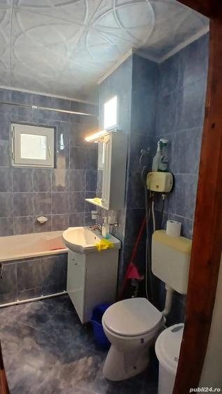 Inchiriez apartament - 2