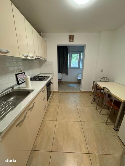 Apartament cu 2 camere-metrou Aparatorii Patriei - 4