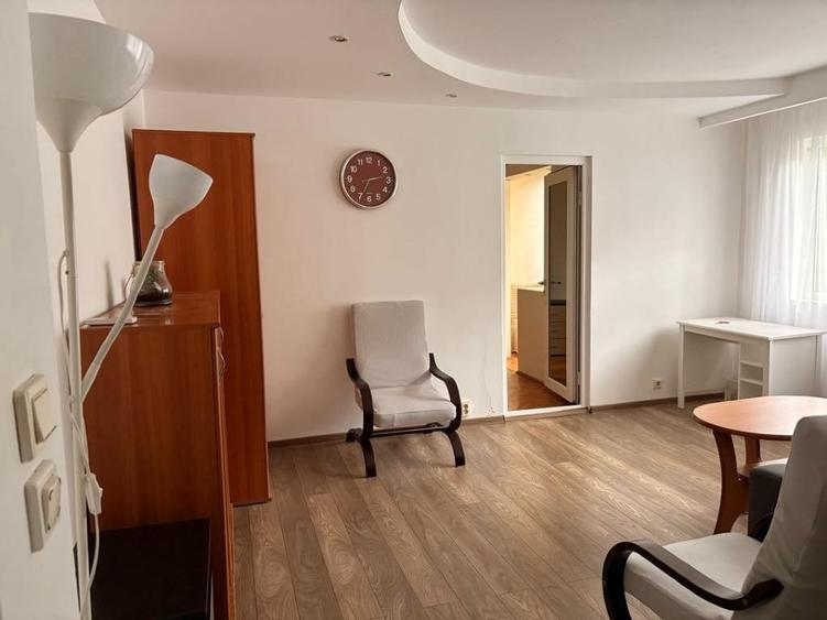 Proprietar, dau spre închiriere,  apartament cu 2 camere complet mobilat. - 1