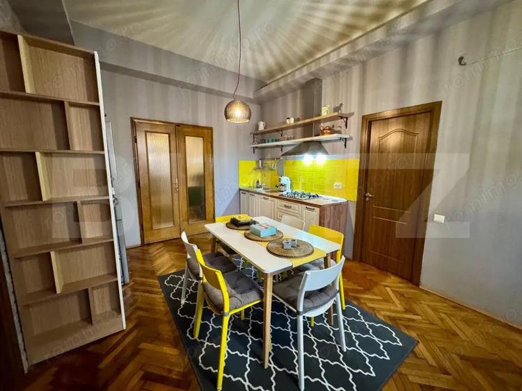 Apartament decomandat, cu 3 camere, 100 mp, 2 bai, Calea Mo?ilor - 11