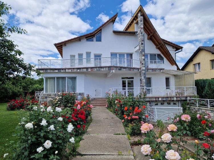 CASA vanzare BRASOV, calitati+potential deosebit, 5 min mall Coresi - 1