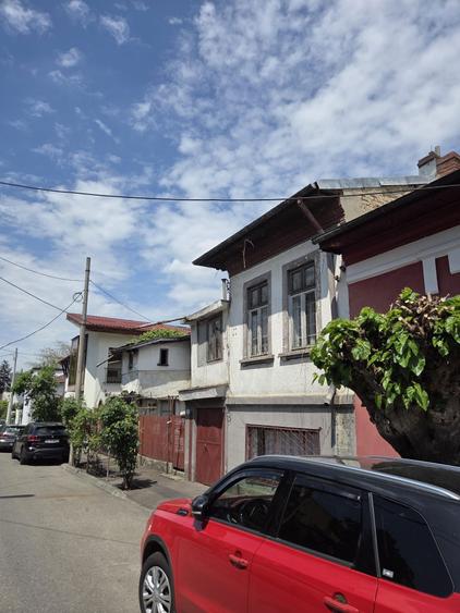 Vand casa zona Titulescu - 2