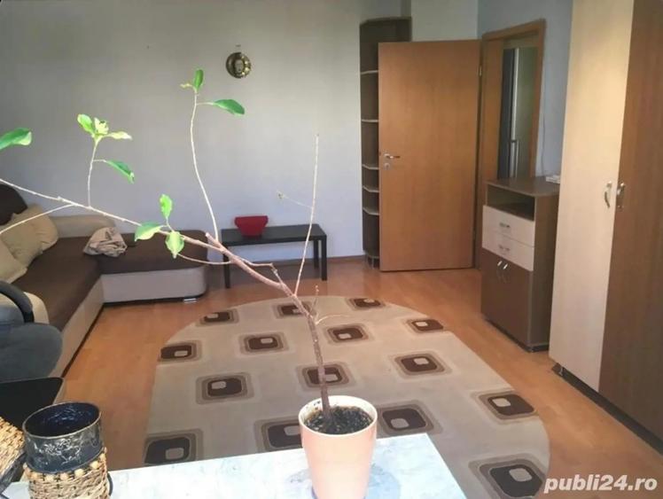 Proprietar inchiriez apartament cu o camera - 1