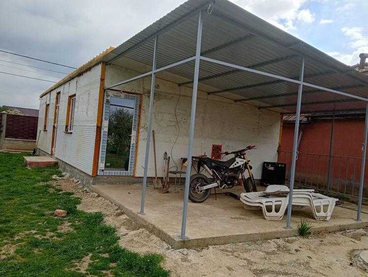 Vand casa la 18 km de Oradea - 4