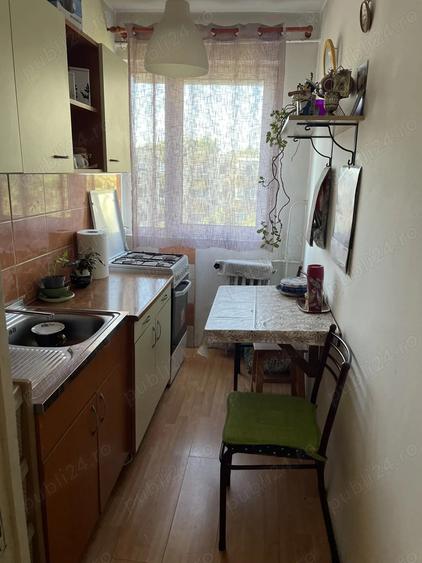 Vand apartament 2 camere Malu Ro?u - 1