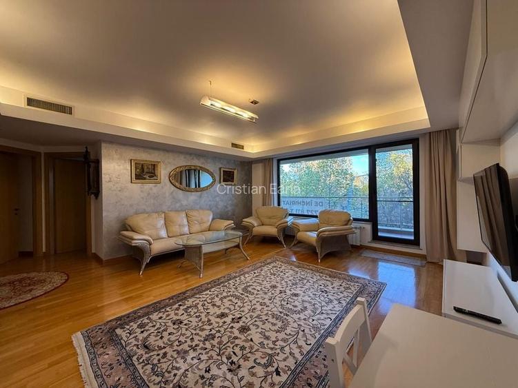 Apartament de închiriat 3 camere Șoseaua Nordului 110 mp