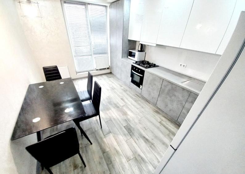 De inchiriat apartament 2 camere - 3