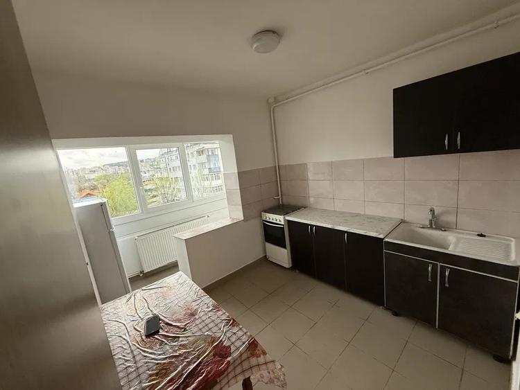 Apartament cu 1 camera, decomandat, zona Dacia - 4