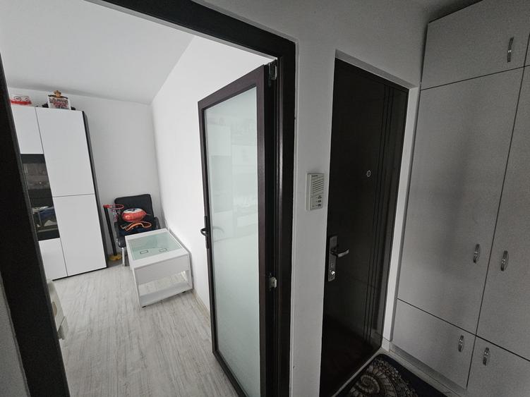 Apartament 3 camere decomandat | Nicolina 2 | Etaj 3 | Renovare completă - 9