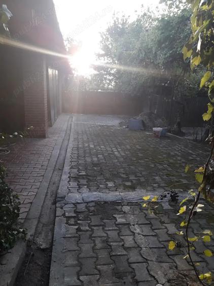 Vand teren + casa - loc ideal pentru locuit sau investi?ie - 6