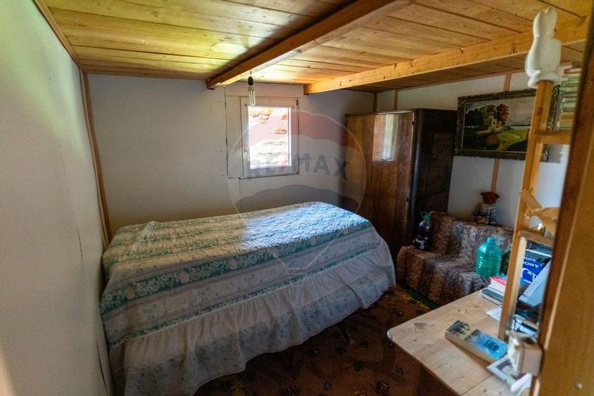 Casa / Vila cu 10 camere amplasate in 2 corpuri de cladire de vanzare - 26