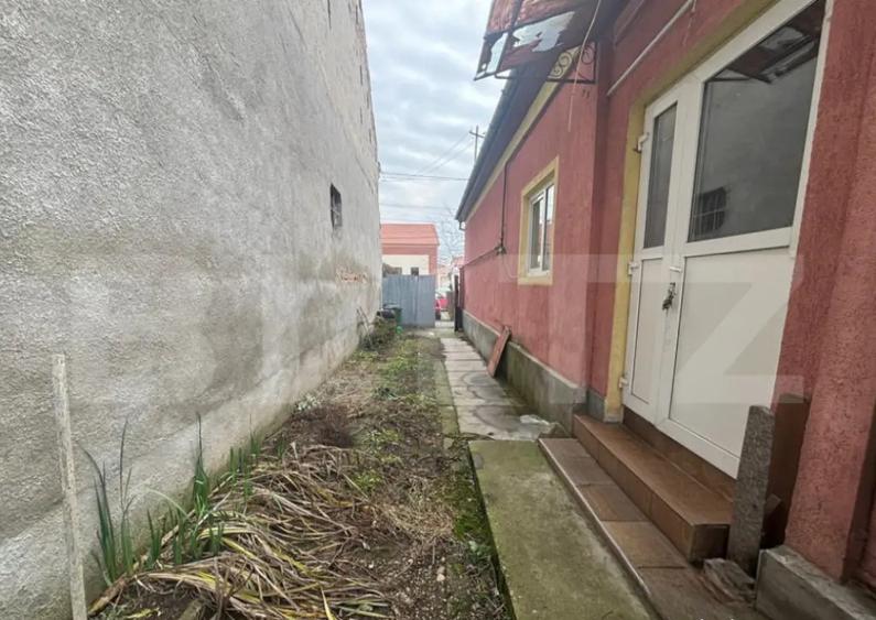 Casa de vanzare, 37 mp, teren 515 mp, zona Titulescu - Semic - 6
