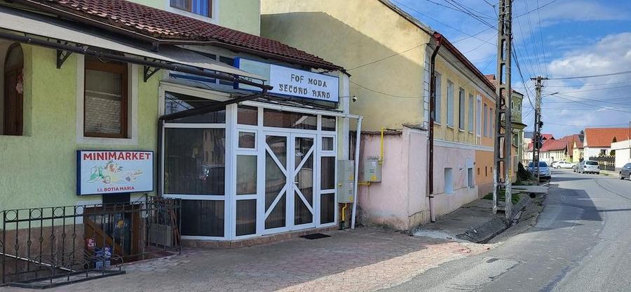 Inchiriez magazin alimentar mixt in Talmaciu pretabil si alte destinatii - 7