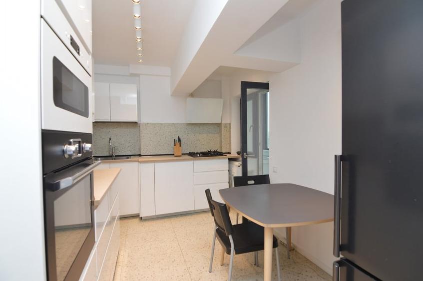 INCHIRIERE APARTAMENT 4 CAMERE UNIRII - FANTANI - 11