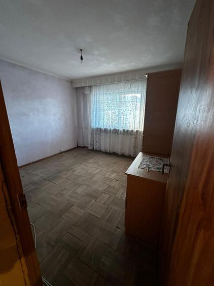 Vand apartament cu 3 camere in cartierul Tudor Vladimirescu - 6