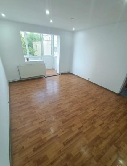 !!! 2 Camere ..confort 1,,et 2 ...bloc izolat cu Centrala - 5