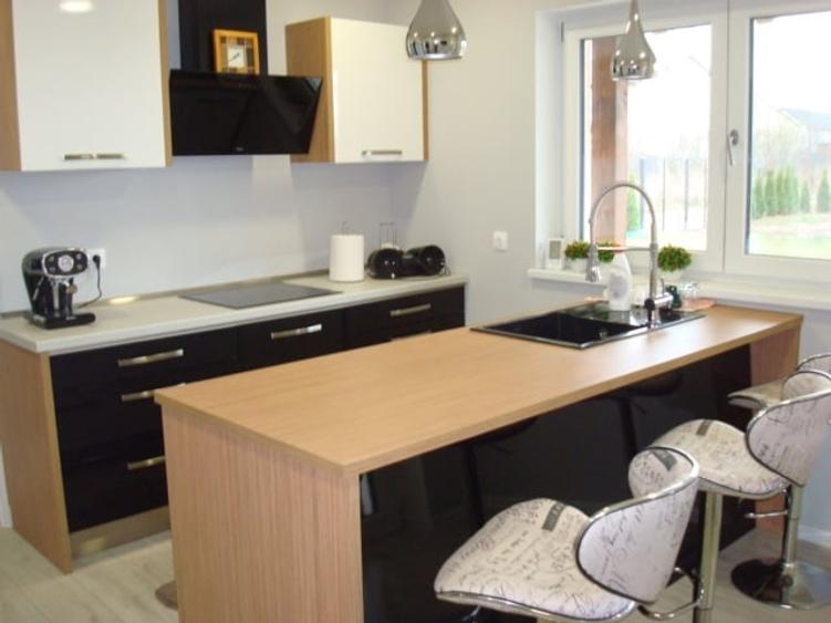 Casa 5 camere - 2 bai - 922 mp teren - garaj - Selimbar - 9