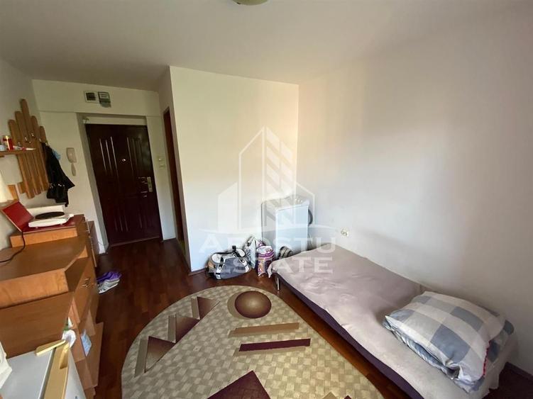 Garsoniera, bloc de apartamente anvelopat,  investitie, zona Girocului - 6