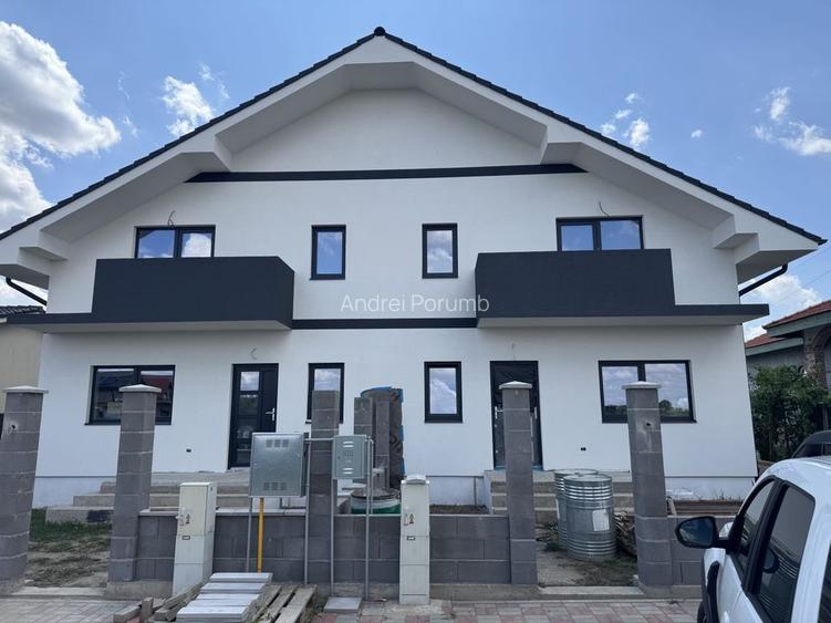 Sanmihaiul Roman Duplex P+M,4 Camere,terasa spatioasa