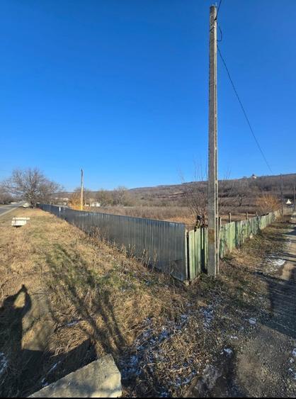 Teren intravilan - sat Pradais com Huruiesti  jud Bacau - 2