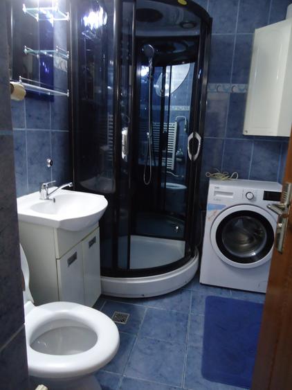 Apartament 2 camere Marasti, str. Dorobantilor, decomandat, et.1/8 - 9