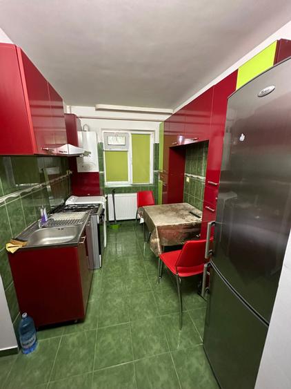 Inchiriez Apartament 2 camere - 3