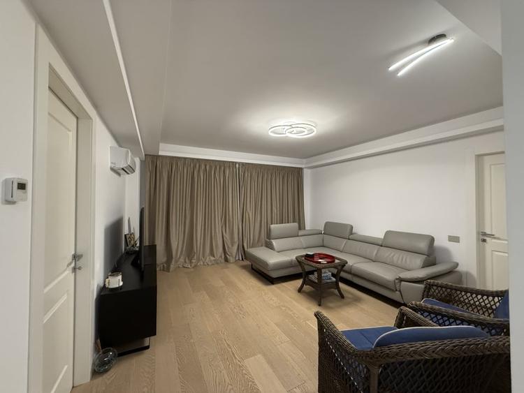 Unirii Palatul Parlamentului bloc 2023 - 1