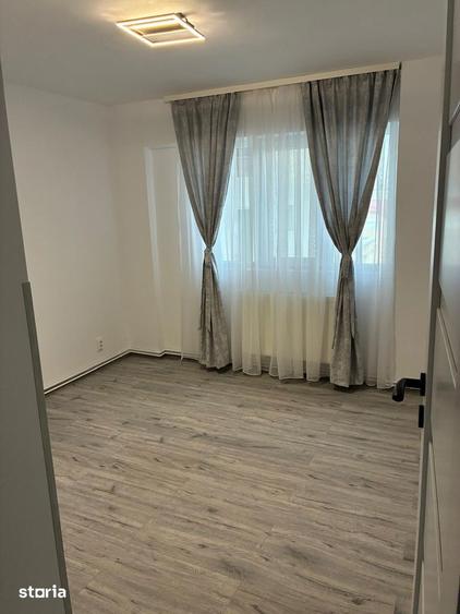 Apartament de inchiriat 3 camere renovat | Ultracentral, Campina - 3