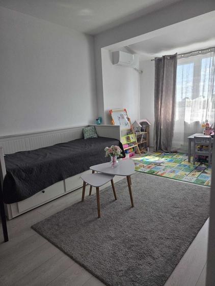 Apartament 1 camera,Buziasului,bloc anvelopat.EXCELENT INVESTITII. - 2
