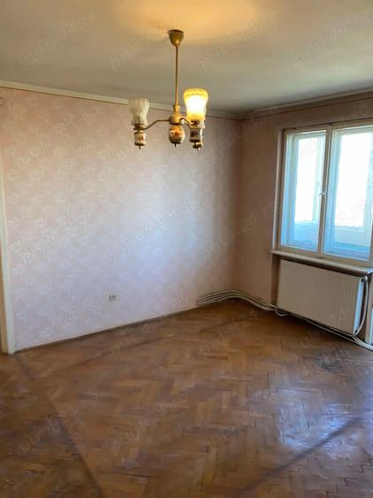 Apartament de vanzare 2 camere , Str Paulesti , et 3 , 62.000 euro neg. - 6