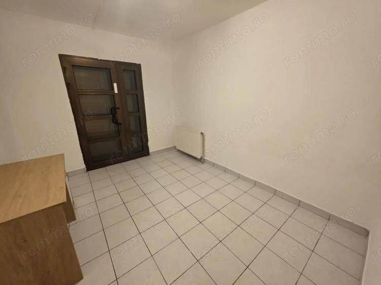 De inchiriat apartament 4 camere Soarelui- 365 - 3