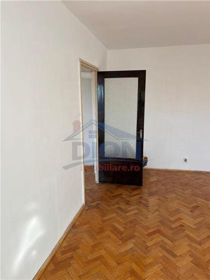 Rahova  Măgureanului,et.9 din 10, bloc reabilitat,centrala termica - 9