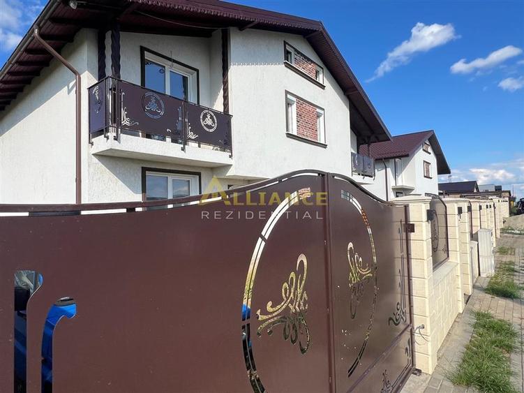 Casa moderna - 4 camere - 2 bai - 350mp - 4