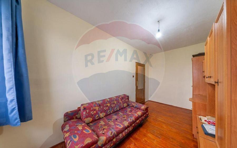 Apartament de vanzare 3 camere Chisineu Cris - 8