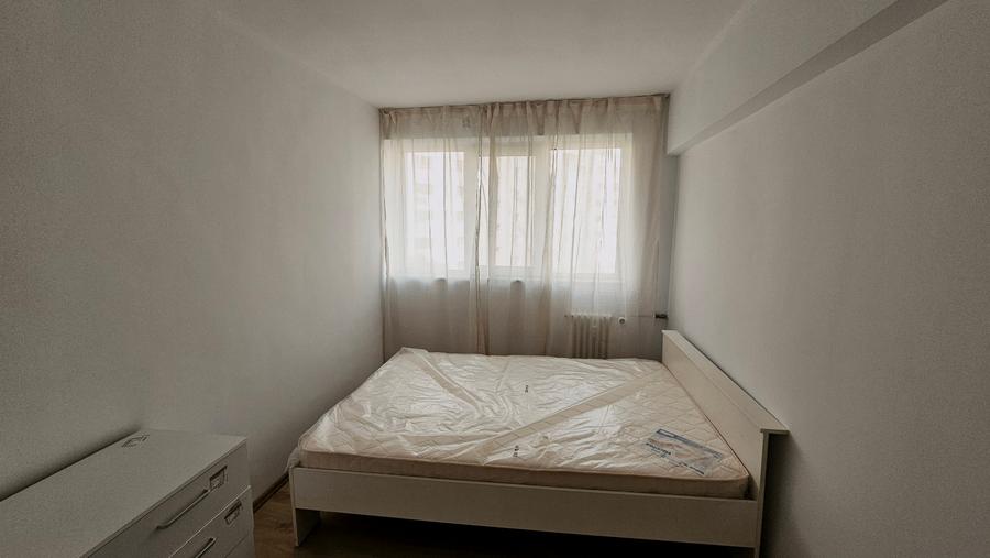 Apartament 3 camere | 2 Bai | Metrou 1 Minut | Renovat  | Disponibil imediat - 3