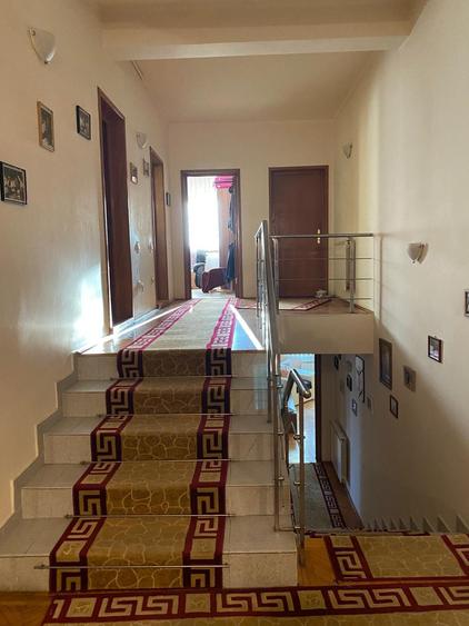 Casă spațioasă în Chiajna- Roșu, ideală pentru rezidențial sau afaceri! - 19