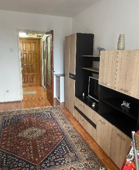 Garsoniera decomandata cu balcon zona Far Billa - 7