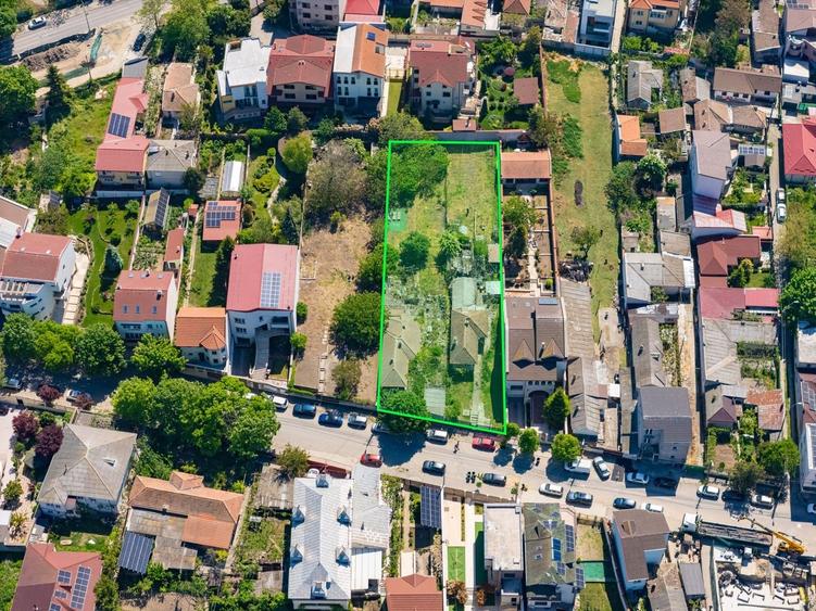 Teren rar, 1600 mp in zona Stadion | Deschidere 25 m | Utilitati - 1