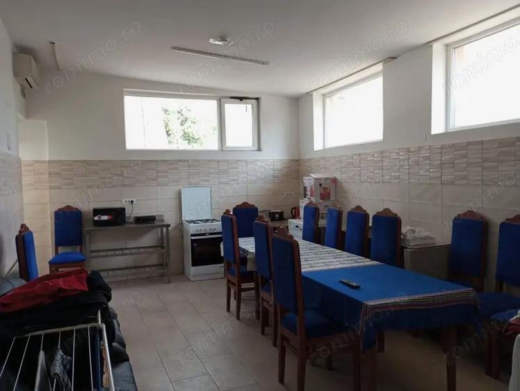 Pensiune de vanzare cu 15 camere cu baie proprie, suprafata utila 550 mp - 8