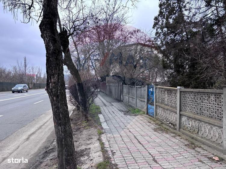Teren pe Strada Jiului pentru dezvoltare rezidentiala/comerciala - 2