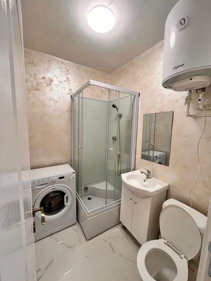 Cameră de cămin cu baie proprie,etaj 2 - 3