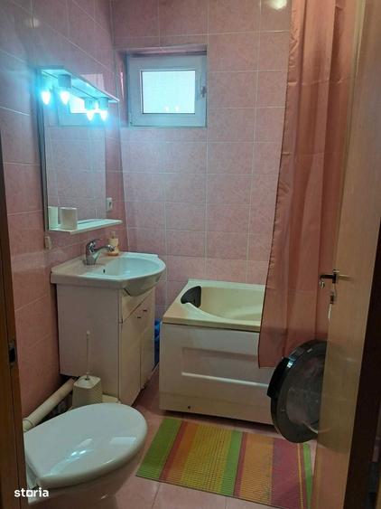 Apartament cu 2 camere, mobilat în Nicolina