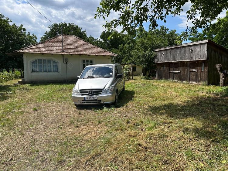 Casă cu 3 camere în Central