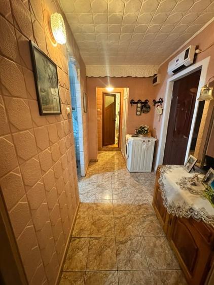 Apartament cu 2 camere decomandat, mobilat în Hotvon