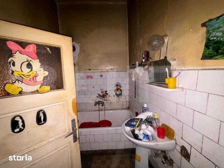 Casa de vanzare in suprafata de 100 mp localizata central in Simleul - 2