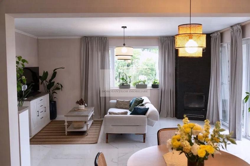 Duplex cu 4 camere cu Canalizare în Dâmbul Rotund