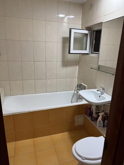 Garsonieră decomandată în Tineretului