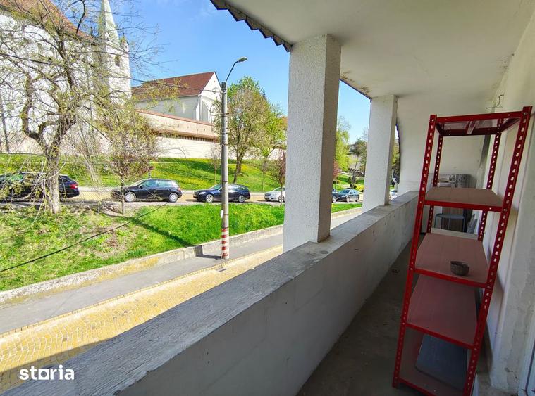 Spațiu comercial, de 80 mp, în Ultracentral